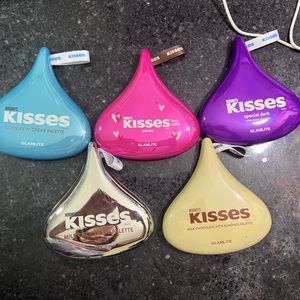 HERSHEY'S KISSES x GLAMLITE EYESHADOW PALETTE SET OF 5